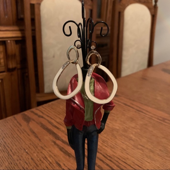 Vintage No~8 Unique Light Weight Fancy Earrings - Picture 2 of 11